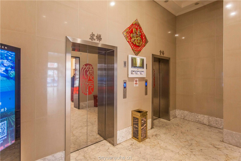德元九和大厦电梯厅
